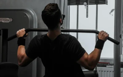 Pronated Lat Pulldown – The Full Guide